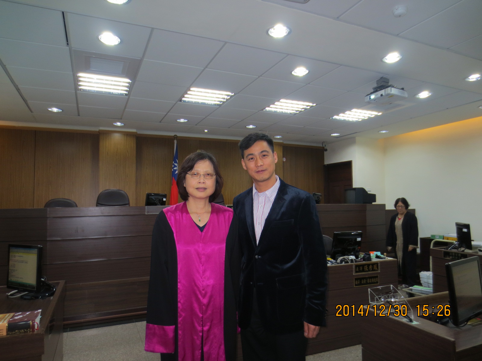 张立文律师